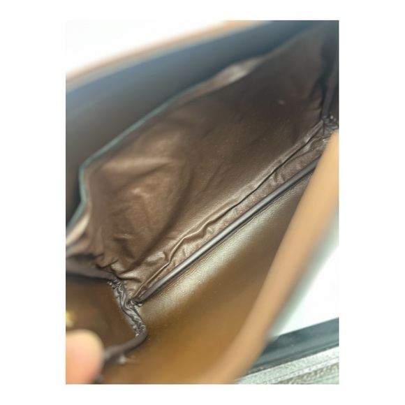 Burberry clutch